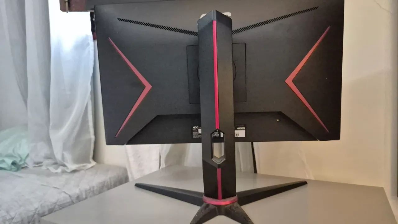 Monitor AOC Hero 24pol 144hrz - Foto 2