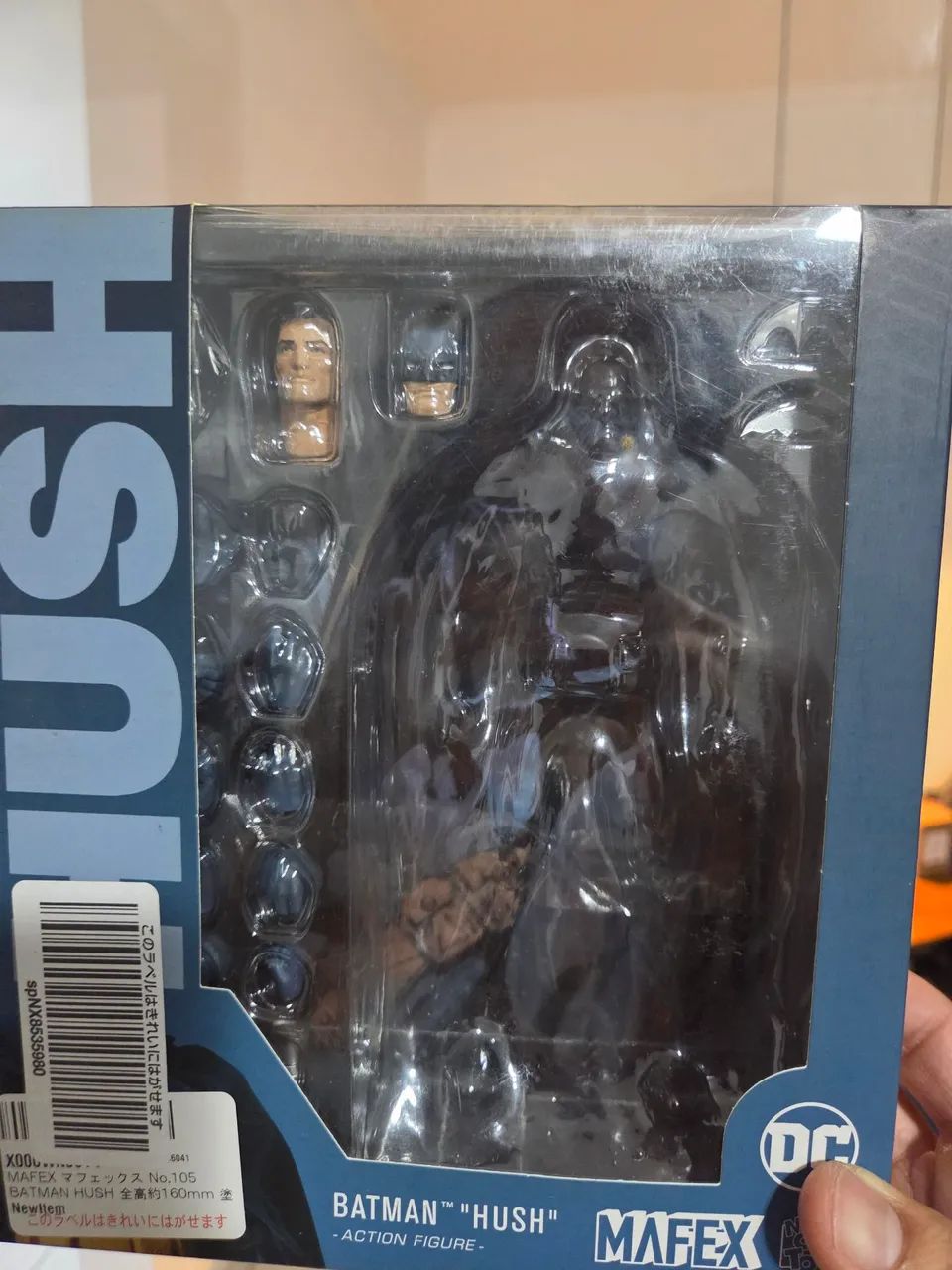 Batman Hush Mafex Azul Original - Foto 2