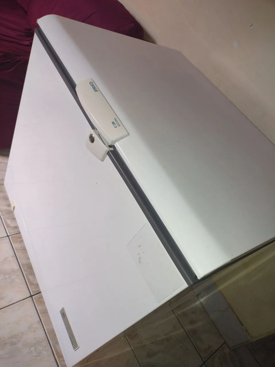 Vendo um freezer Consul funcionando perfeitamente 