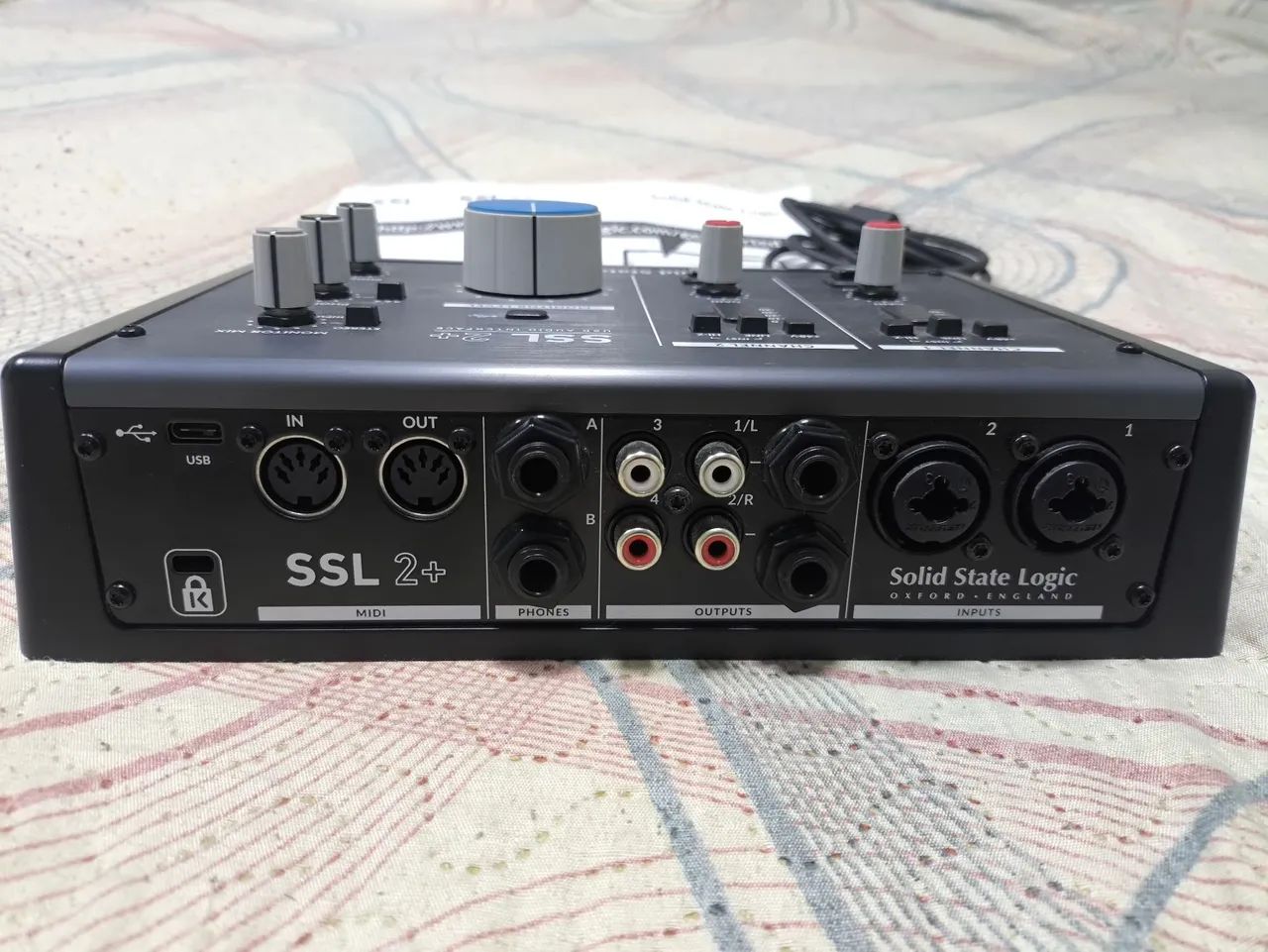 Interface de áudio Solid State SSL2+ Preto