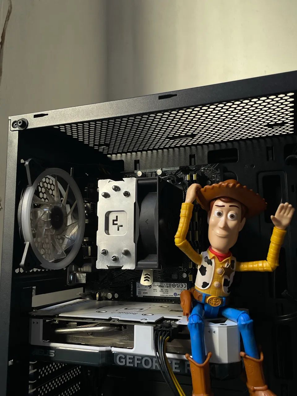 RTX 4060 8GB BRANCA + RYZEN 7 PC GAMER COMPLETO - Foto 4