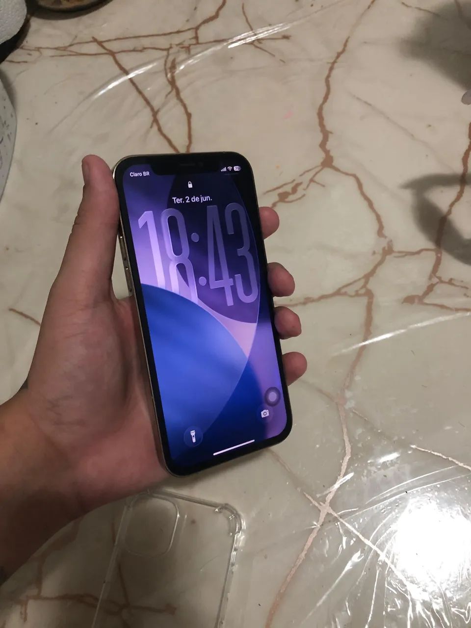 IPhone 12 Pro 128Gb Troco em iPhone 12 normal ou 11 com voltar sua  - Foto 3