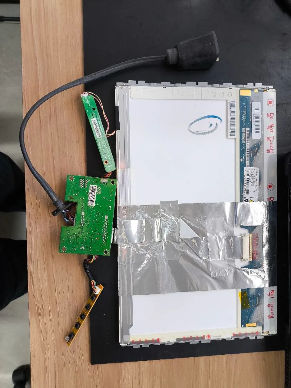 Kit LCD 15.4 com Controladora VGA - Completo, sem Fonte - Foto 4