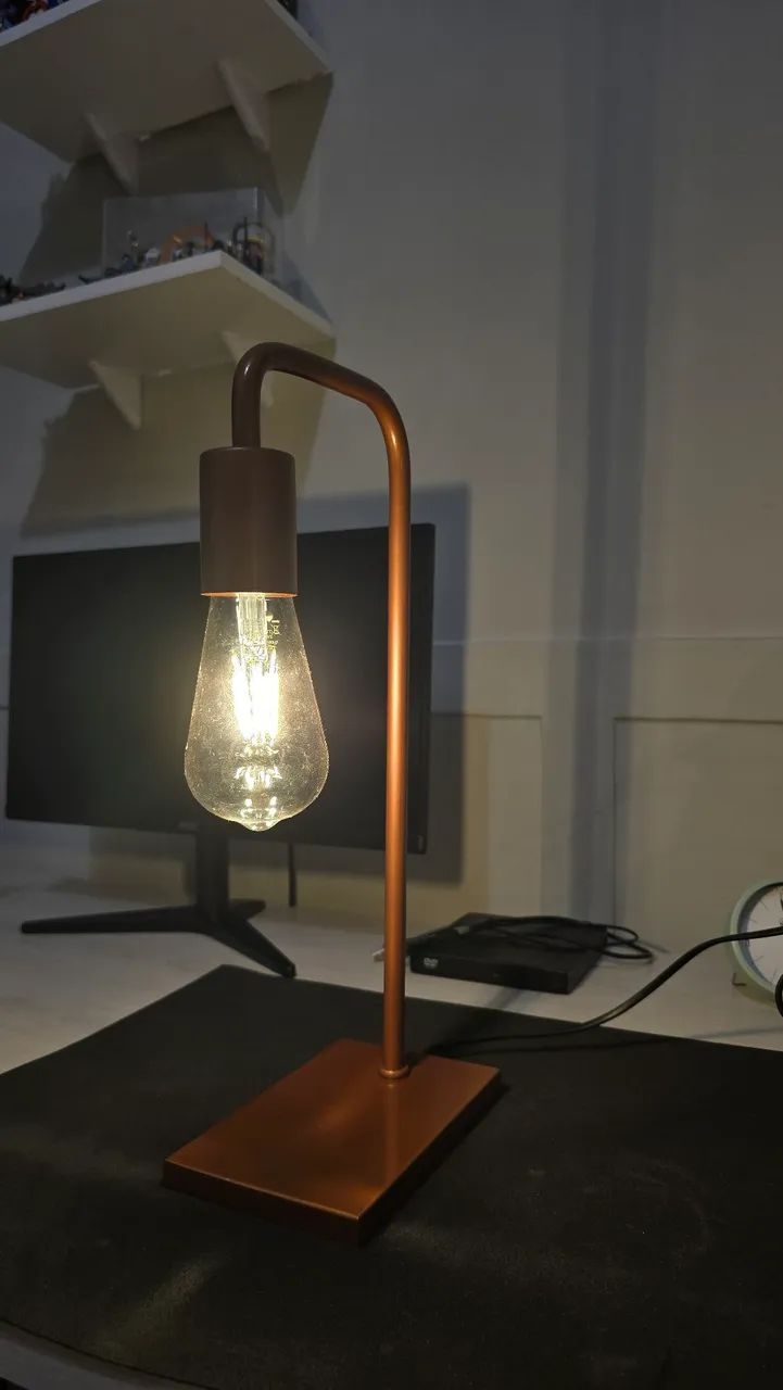 Luminária de mesa - Foto 4