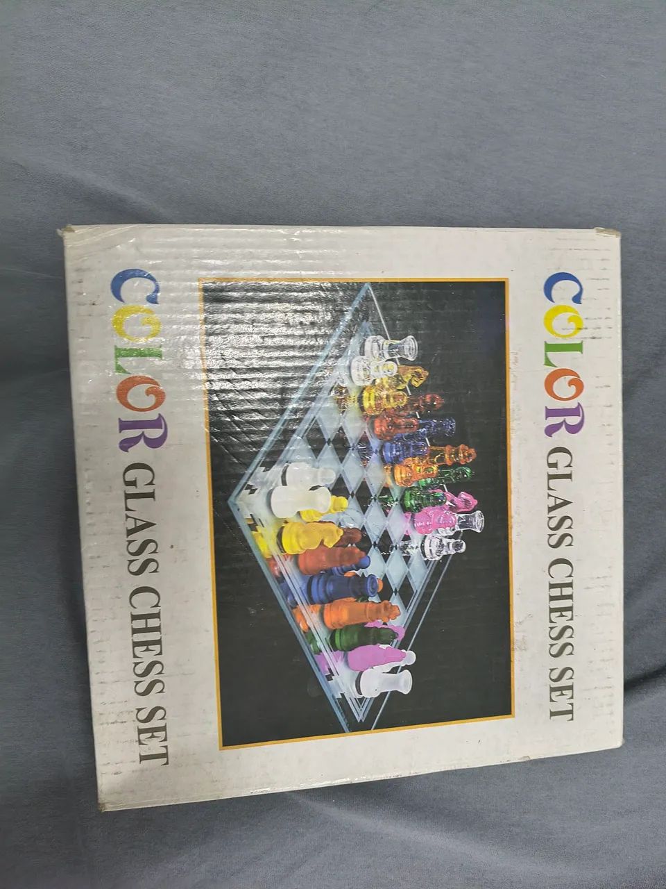 Xadrez de vidro fosca e brilhante com tabuleiro de vidro