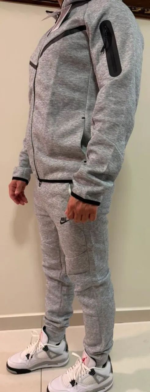 Conjunto Nike  teec fleece cinza tamanho M - Foto 4