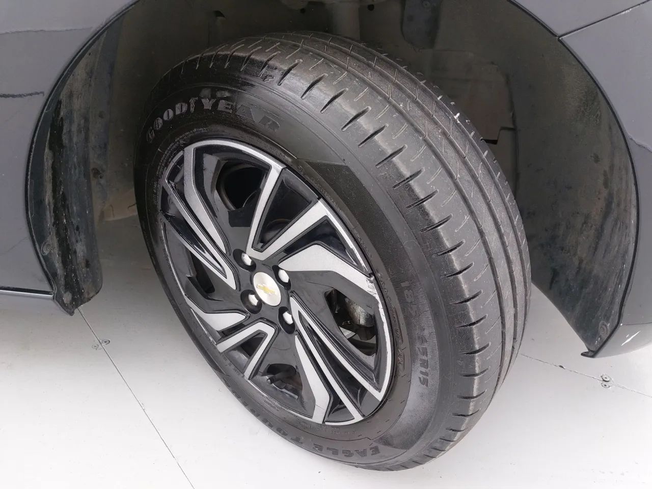 Chevrolet Onix Hatch 1.0 12V Flex Mec. 4P, foto 13 de 18