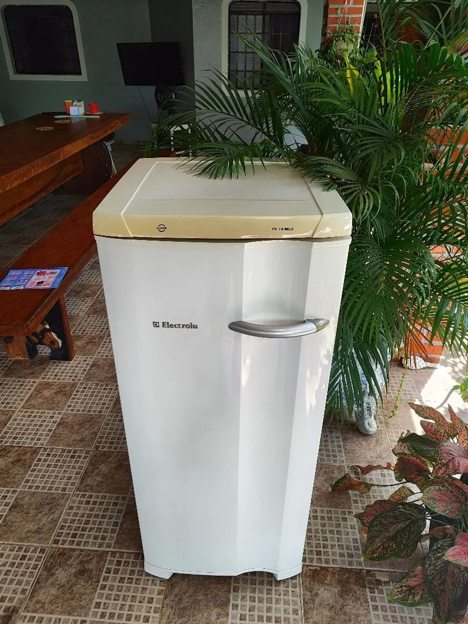 Freezer vertical Electrolux  - Foto 2