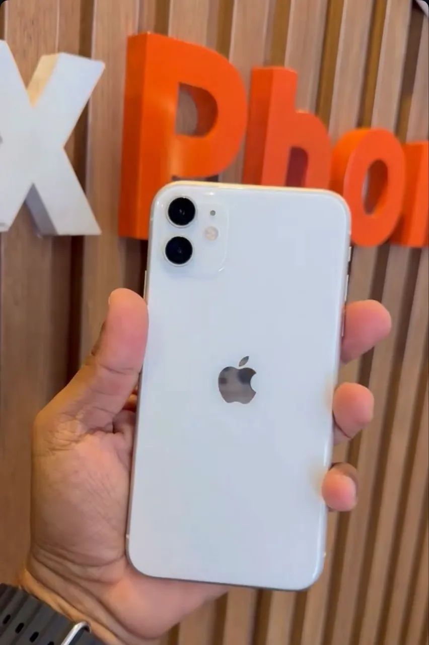 iPhone 11 branco de 64gb - Celulares e Smartphones - Jatiúca