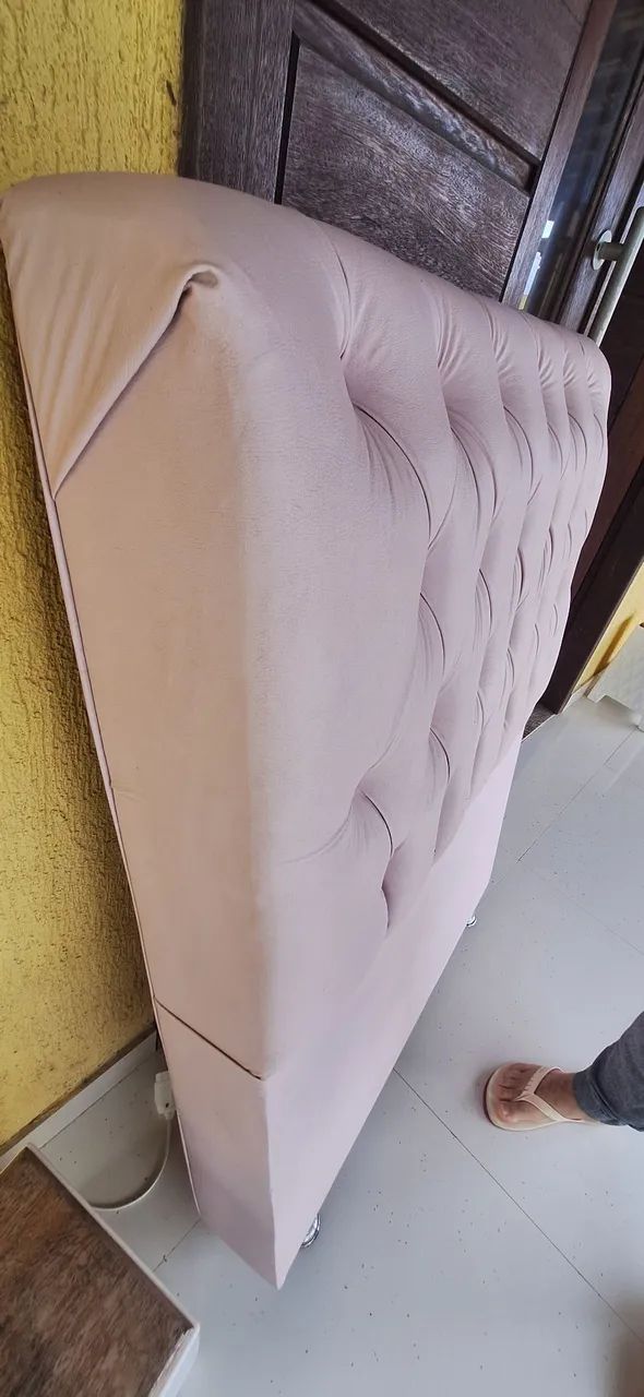 cabeceira de solteiro rosa claro de courino botonê linda - Foto 3