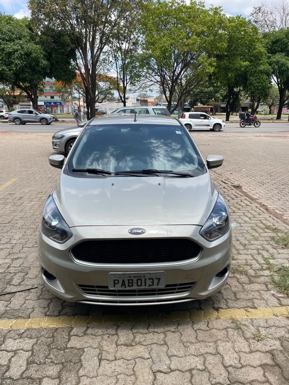 Ford Ka 1.0 SE/SE PLUS TIVCT FLEX 5P 2015
