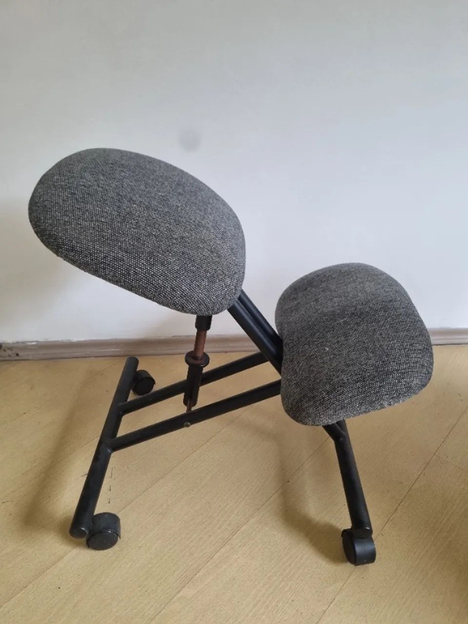 Cadeira Ergonômica (usada) - Foto 2