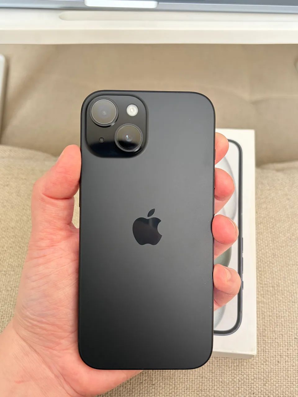 iPhone 15 128gb preto impecável com caixa - Foto 2