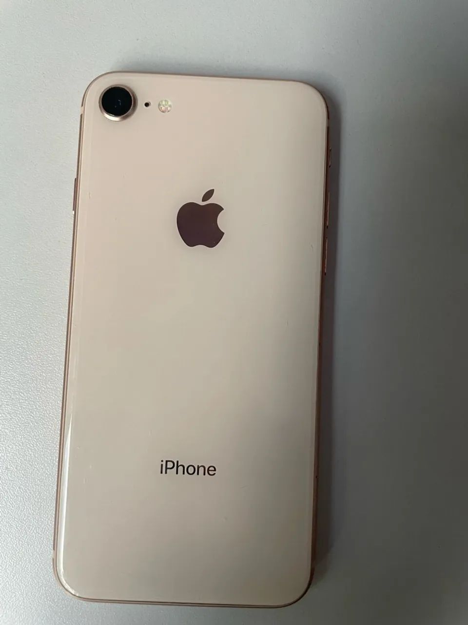 IPHONE 8 64gb - Foto 2