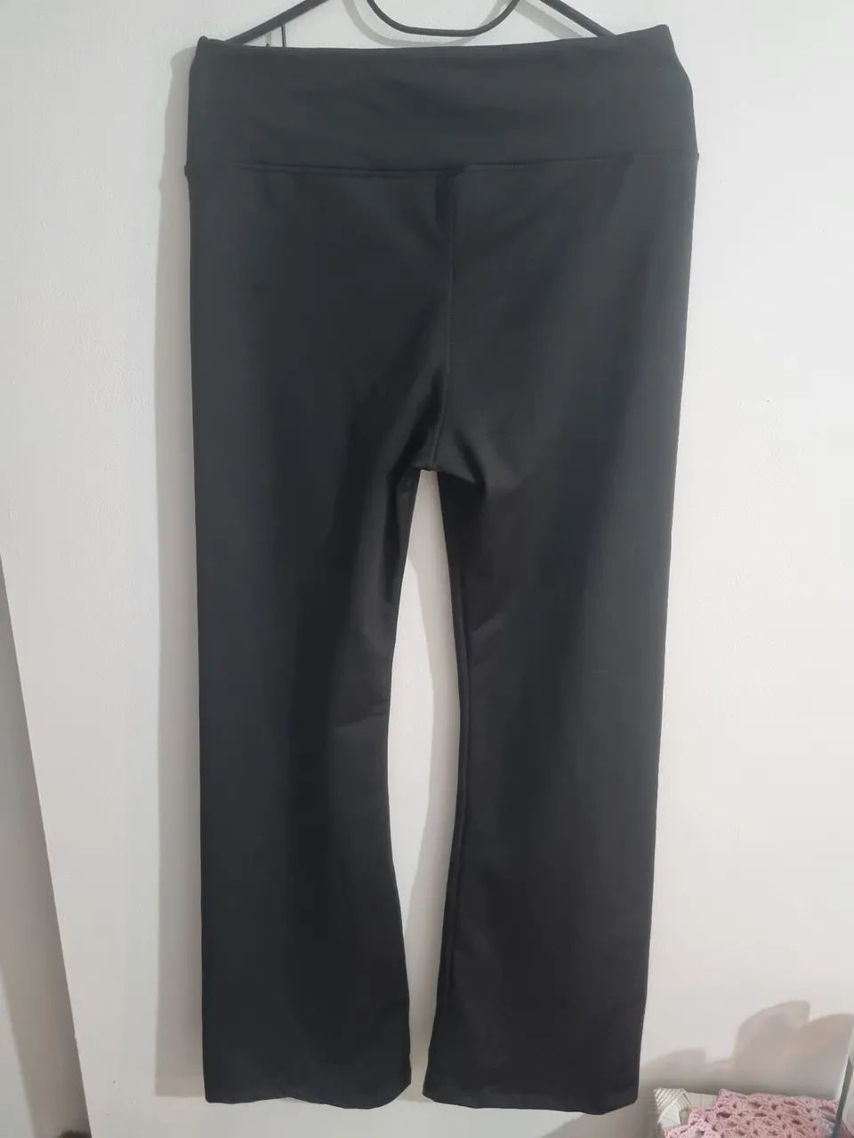 Calça Flare Peluciada Preta GG - Foto 2