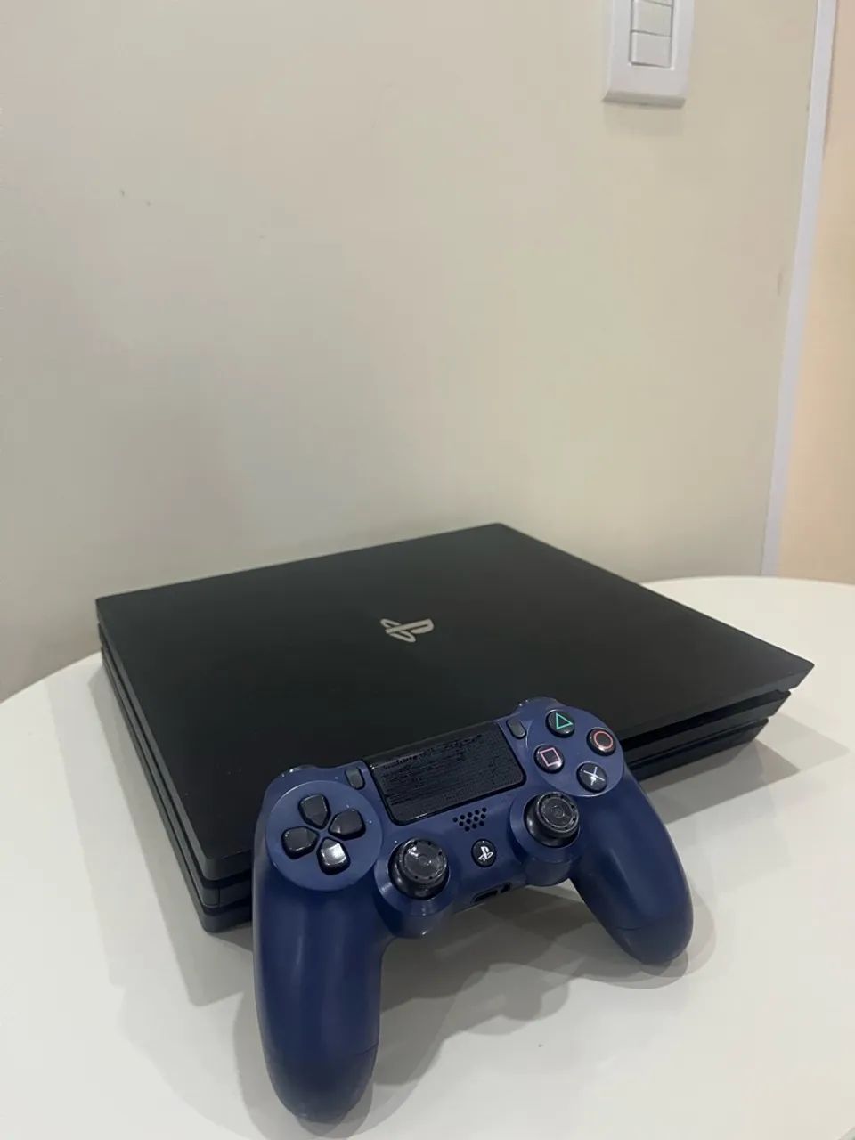 PS4 PRO 1TB + ADICIONAIS