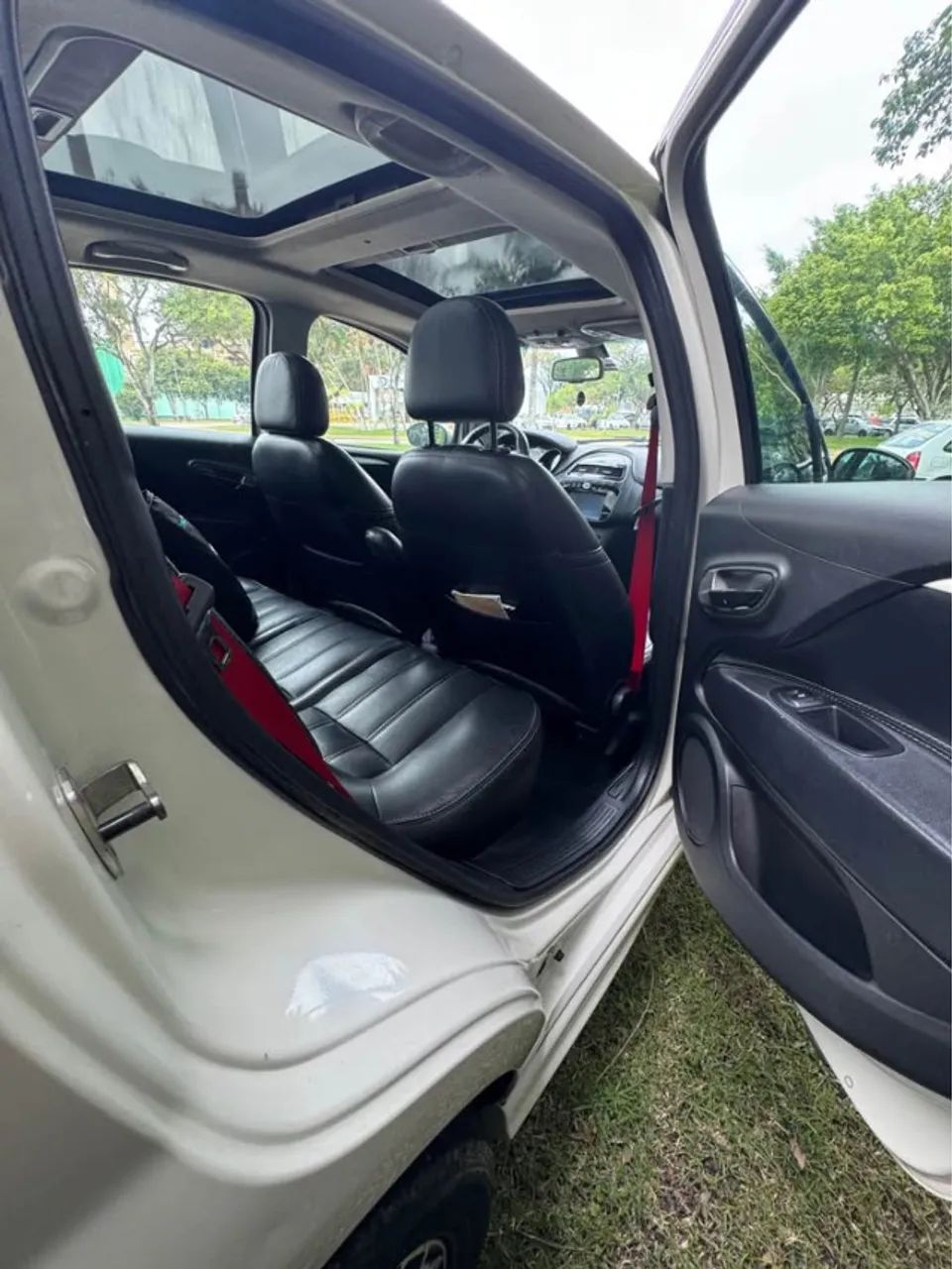 Fiat Punto Sporting Dualogic 1.8 Flex 16V 5P 2014 - Foto 5