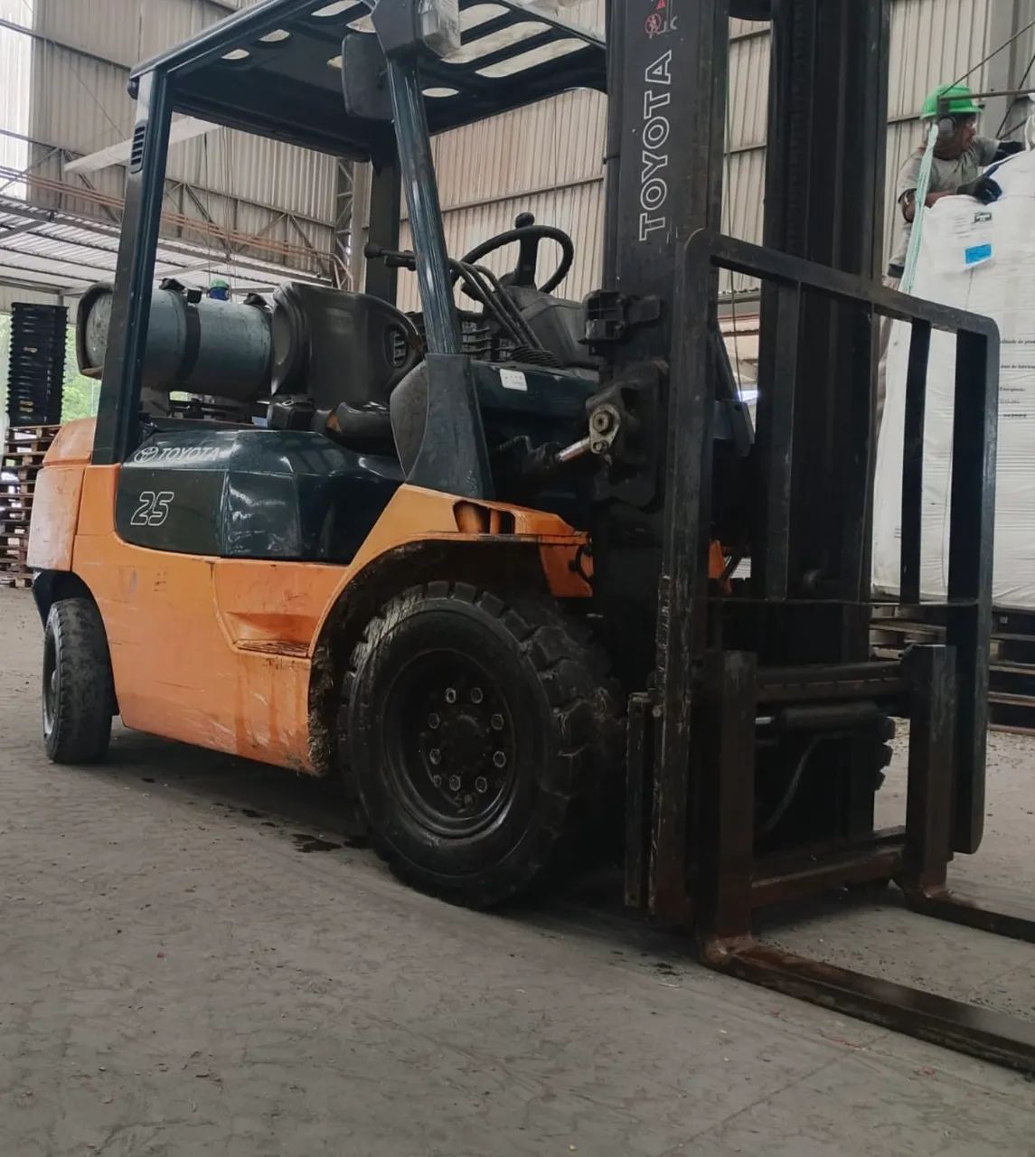 Empilhadeira automática TOYOTA - Foto 3