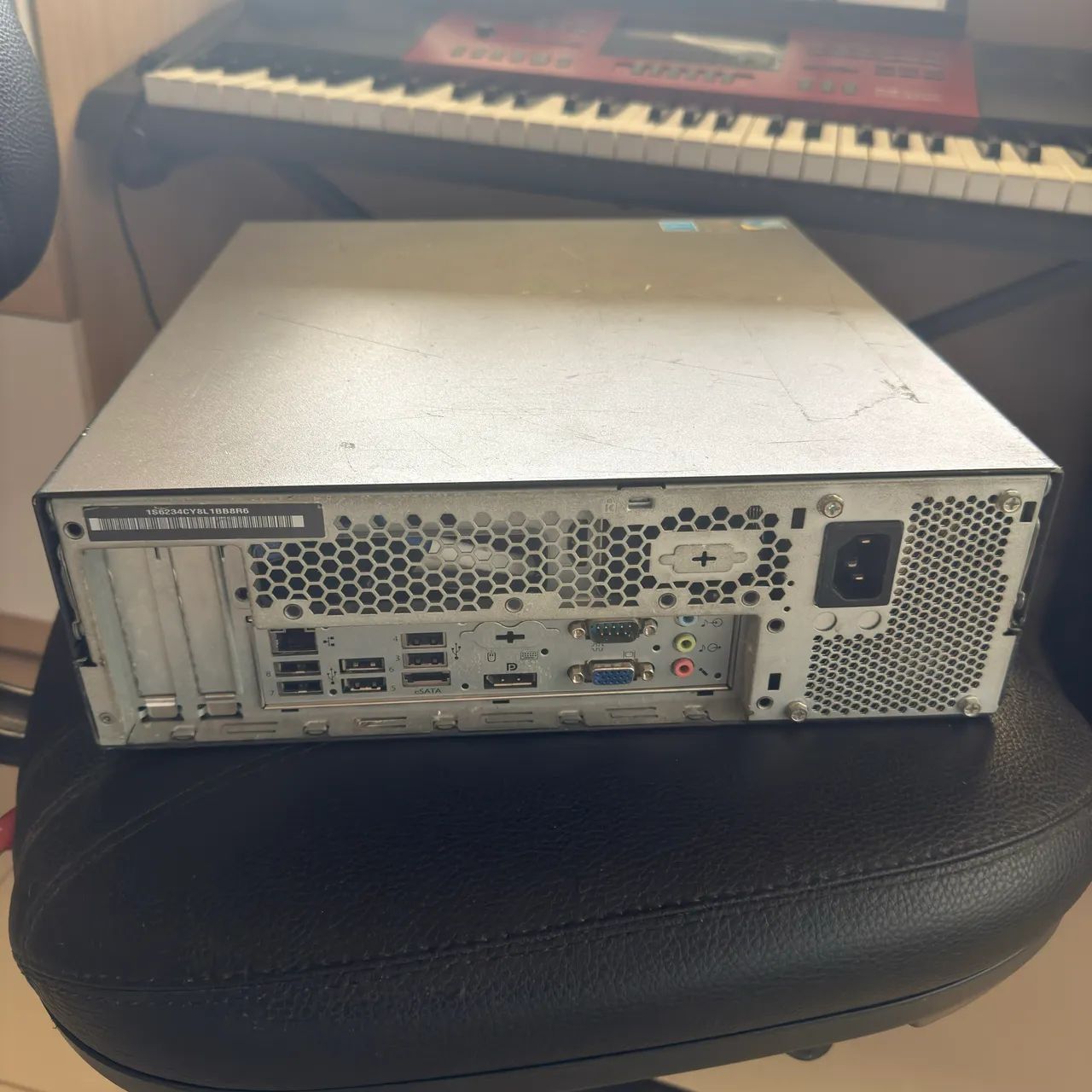 Computador ThinkCentre - 128GB SSD - 2GB RAM - Foto 2