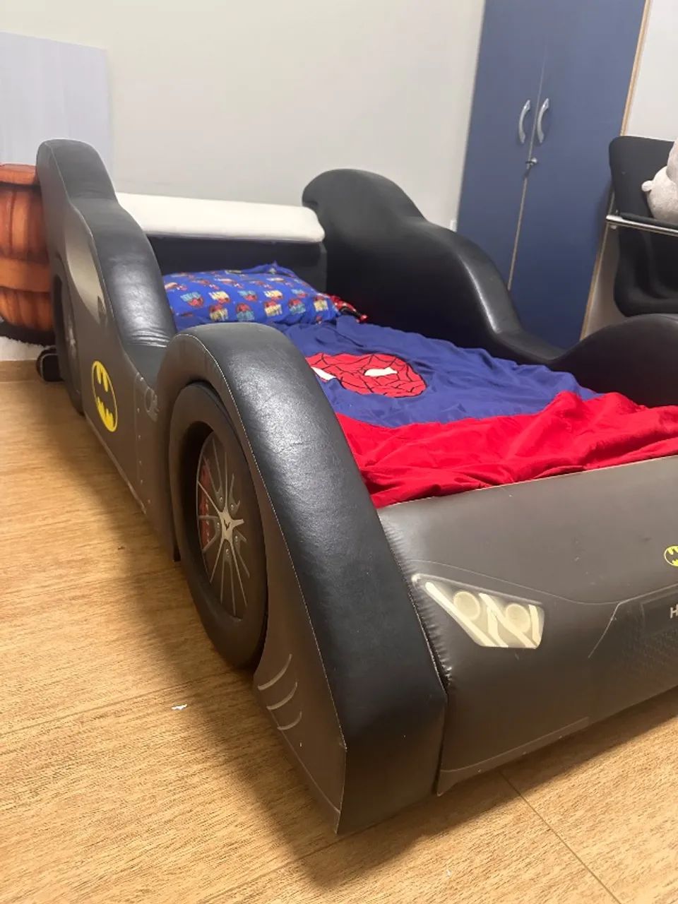 Mini cama batman estofada de courino - Foto 3