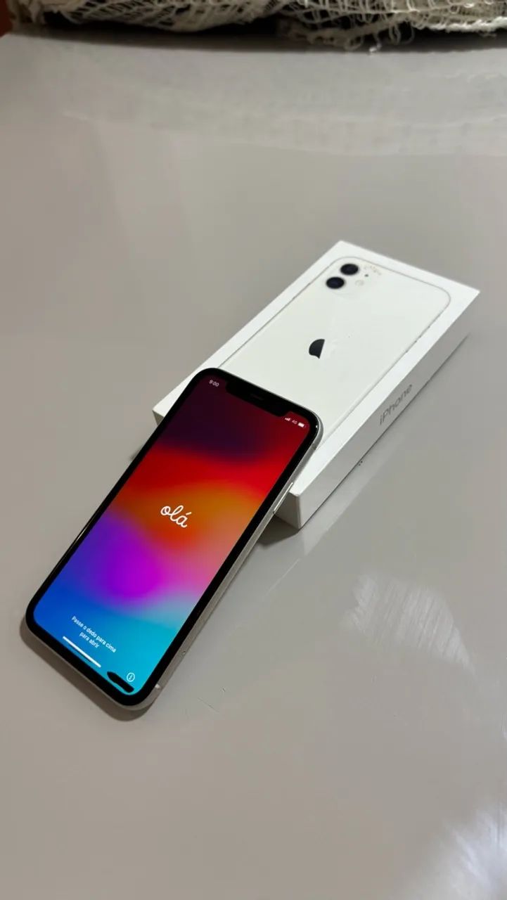 IPHONE 11 