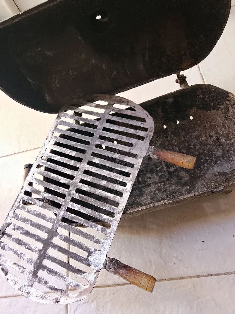 Churrasqueira a bafo com grelha. - Foto 3