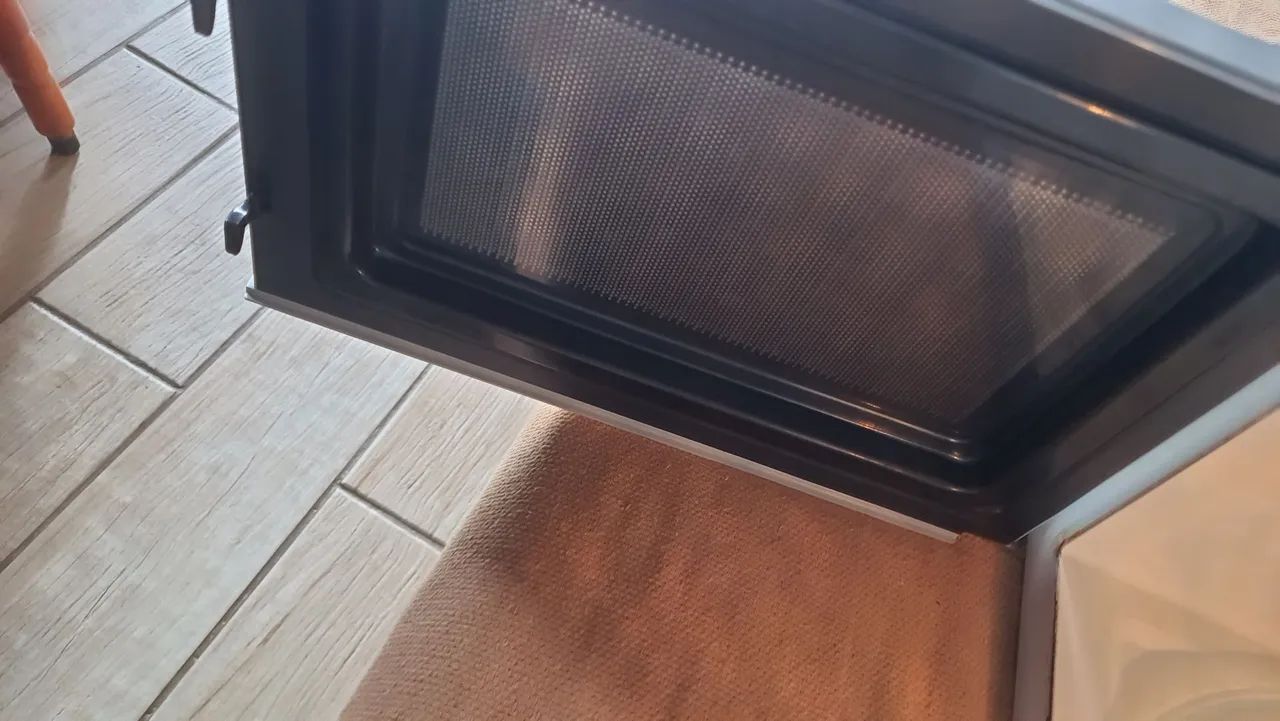 Microondas philco 25litros defeito  - Foto 4