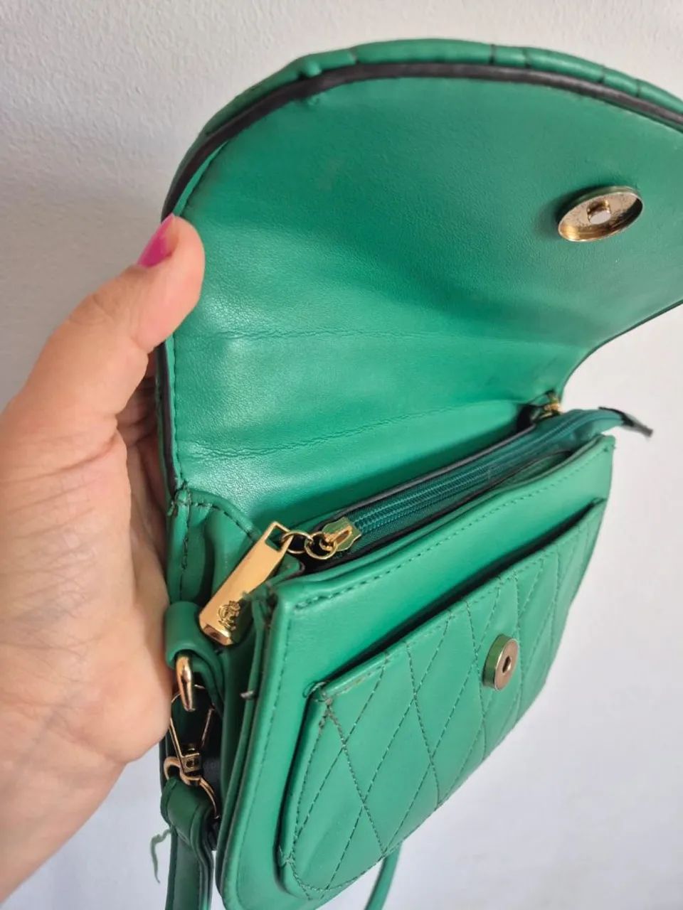 Bolsa verde sem marcas de uso - Foto 4