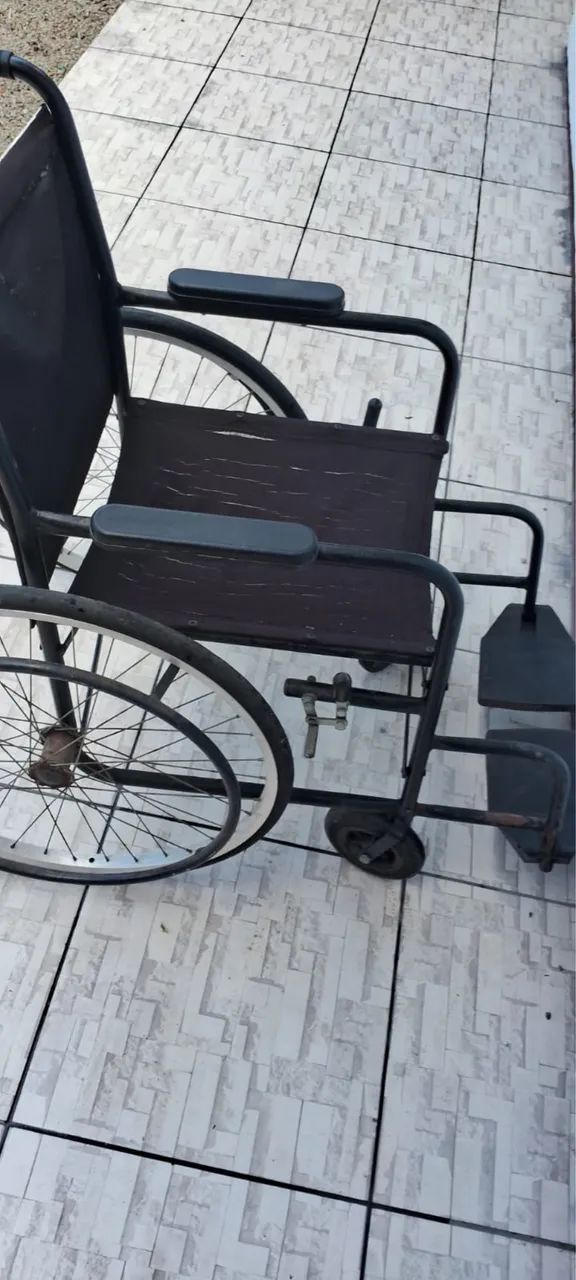 Cadeira de rodas  - Foto 2