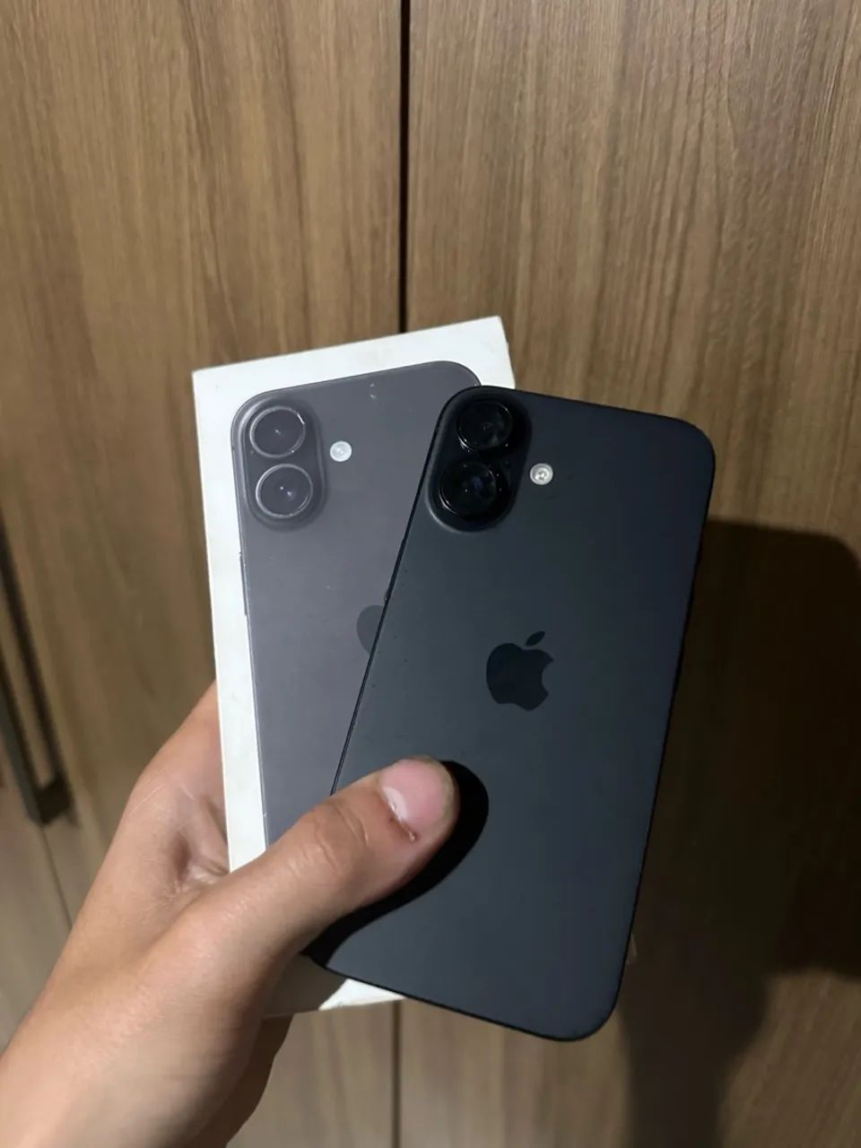 iPhone 16