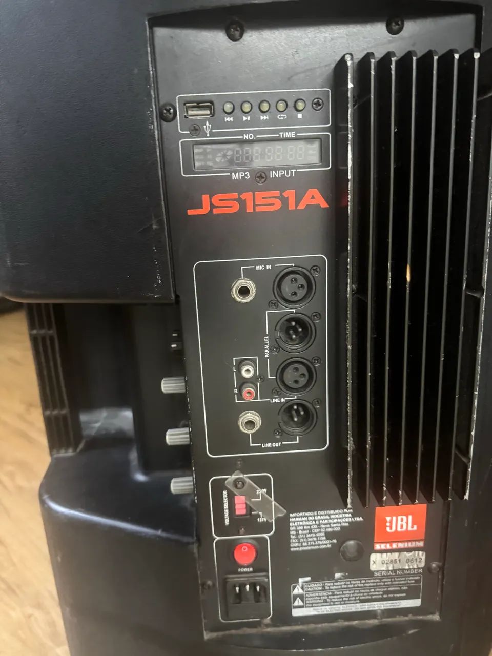 Caixa ativa 15 polegadas JBL JS151A