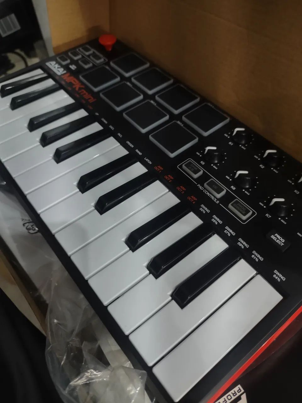 Akai miniapk Controladora PROMOÇÃO - Instrumentos musicais - Bangú