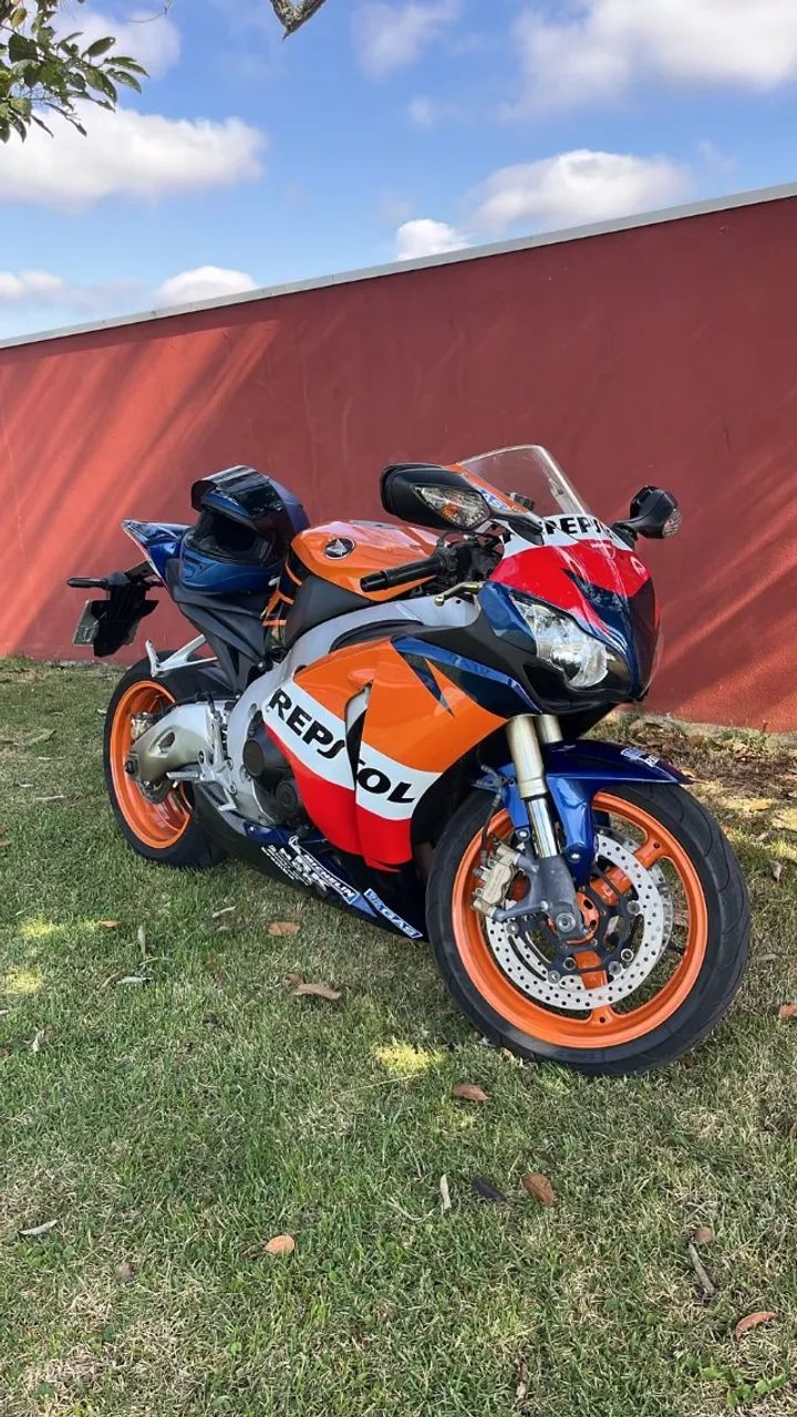 CBR 1000 RR Fireblade - Foto 2