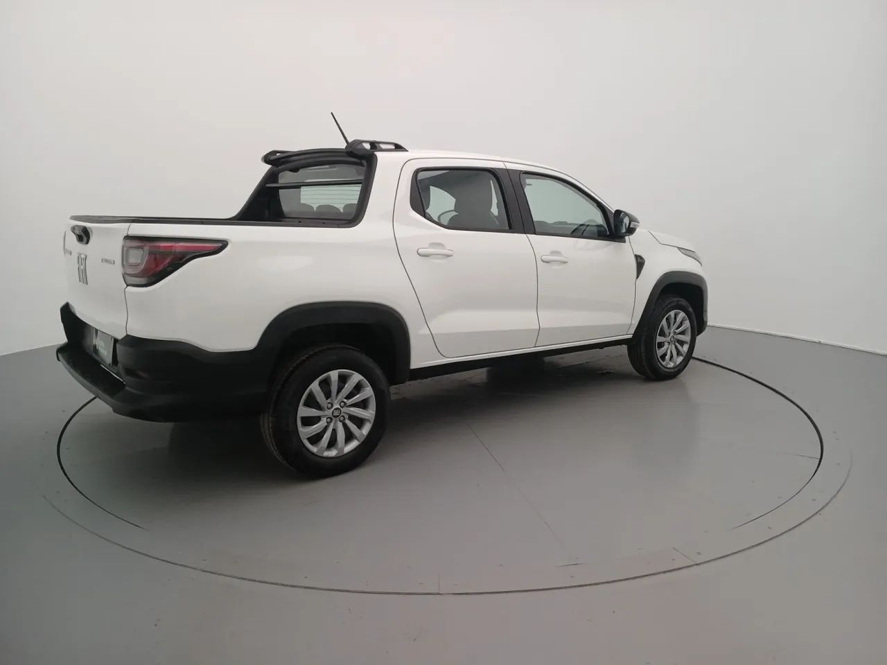 Fiat Strada Freedom 1.3 Flex 8V CD 2026 - Foto 5