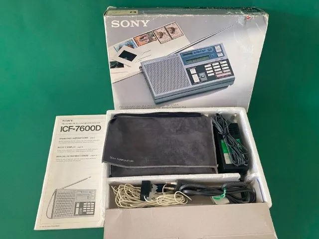 Rádio Sony ICF-7600D