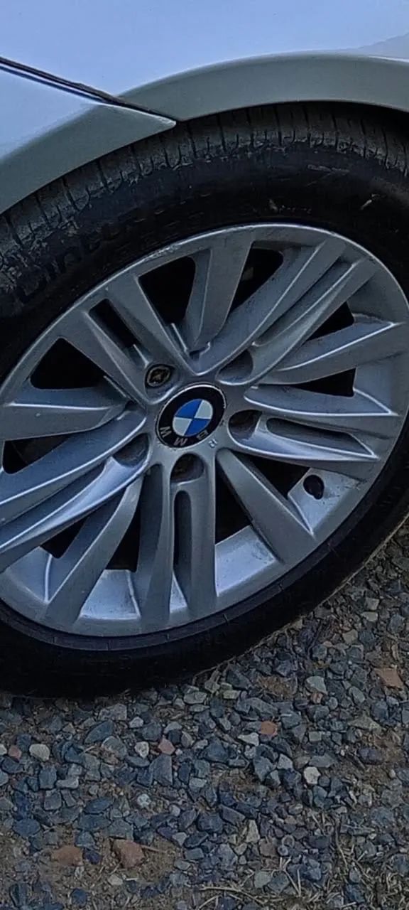 BMW 320I A 2010 - Foto 3