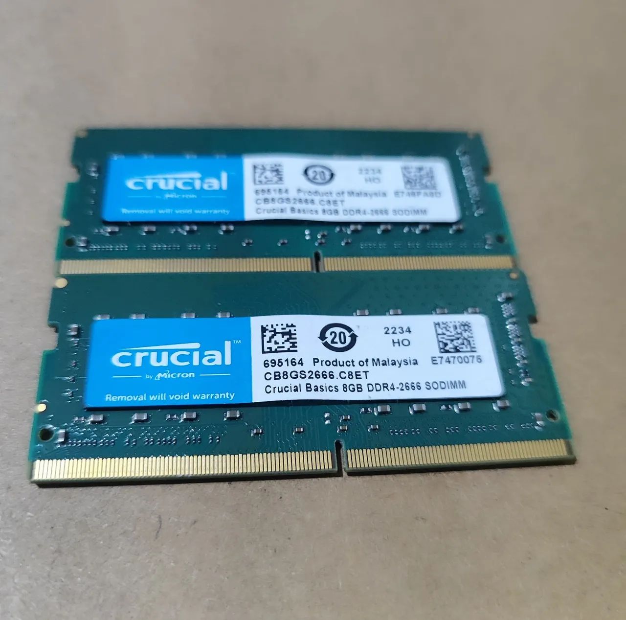 crucial DDR4 2666 8GB x2枚 Crucial 8GB Single DDR4 2666 MT/s (PC4-21300) SR X8 SODIMM 260-Pin