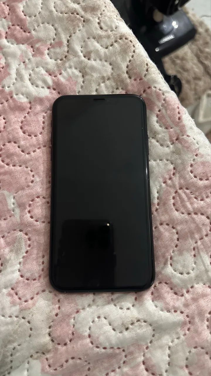 IPHONE XR PRETO - Foto 4