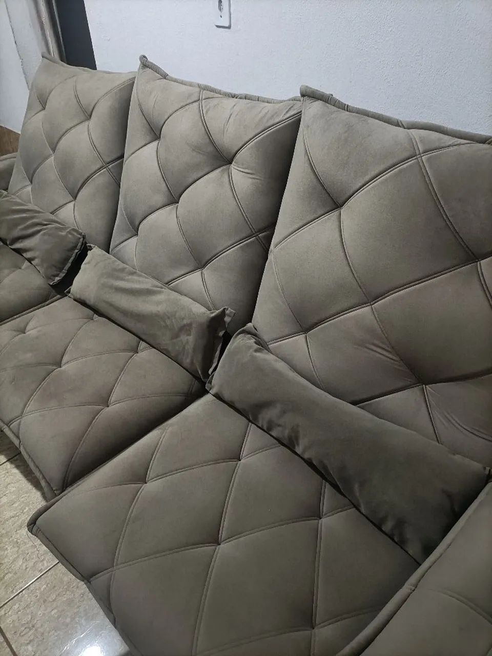 SOFÁ RETRATE RECLINÁVEL 