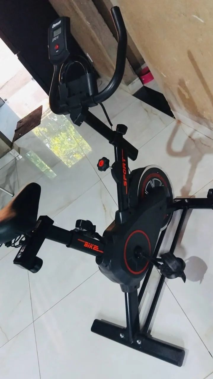 BICICLETA ERGOMÉTRICA SPINNING PROFISSIONAL PRETA - Foto 2