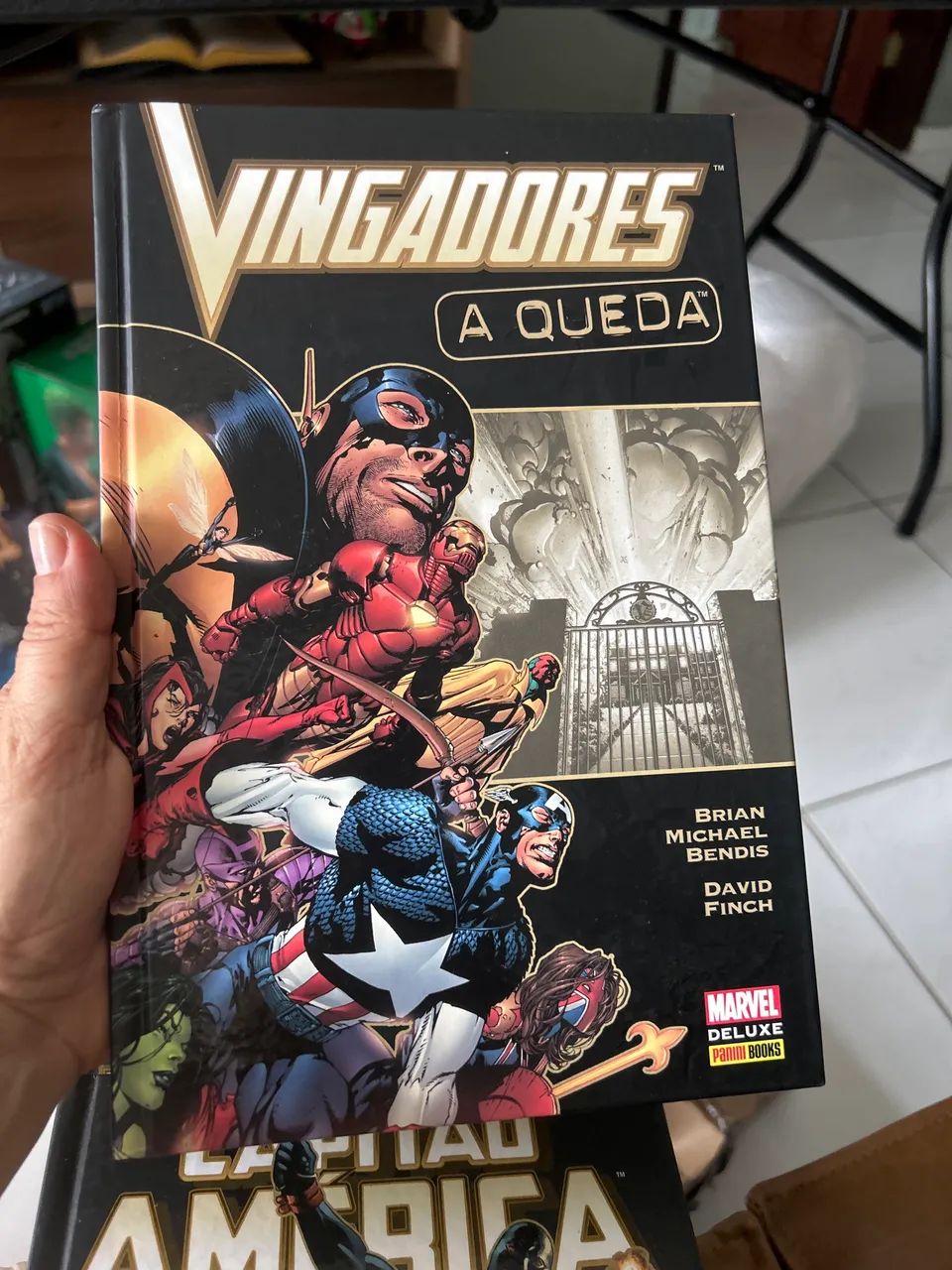 VINGADORES A QUEDA - DELUXE