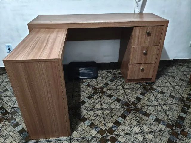 Mesa de Escritório em L com 3 Gavetas - Foto 3