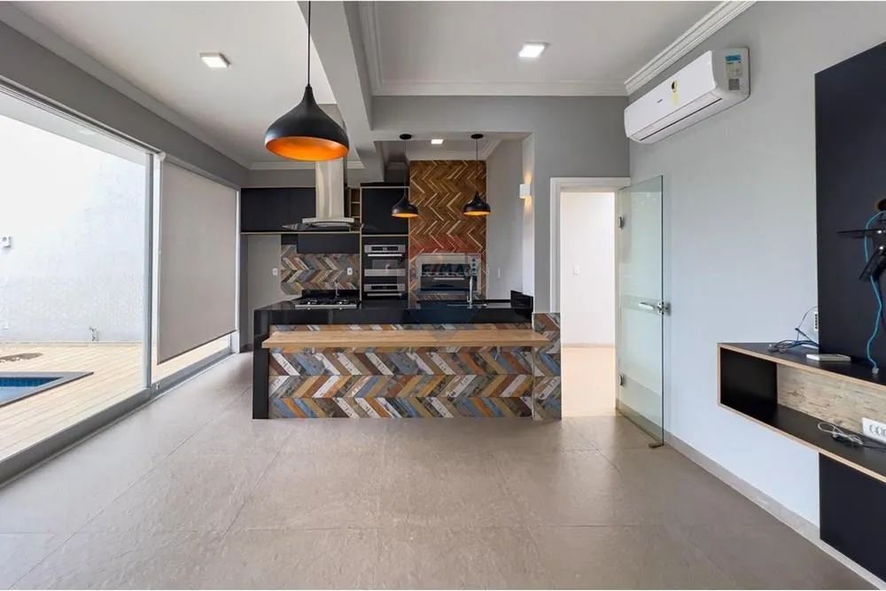 Casa de Alto Padrão com 3 Suítes e Ambientes Integrados - Foto 4