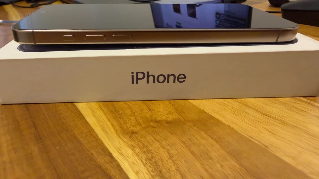 iPhone 16 pro Max  - Foto 3