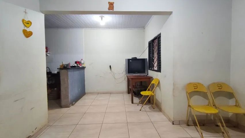 CASA COM 3 QUARTOS, PROXIMO A PRINCIPAL - Foto 4