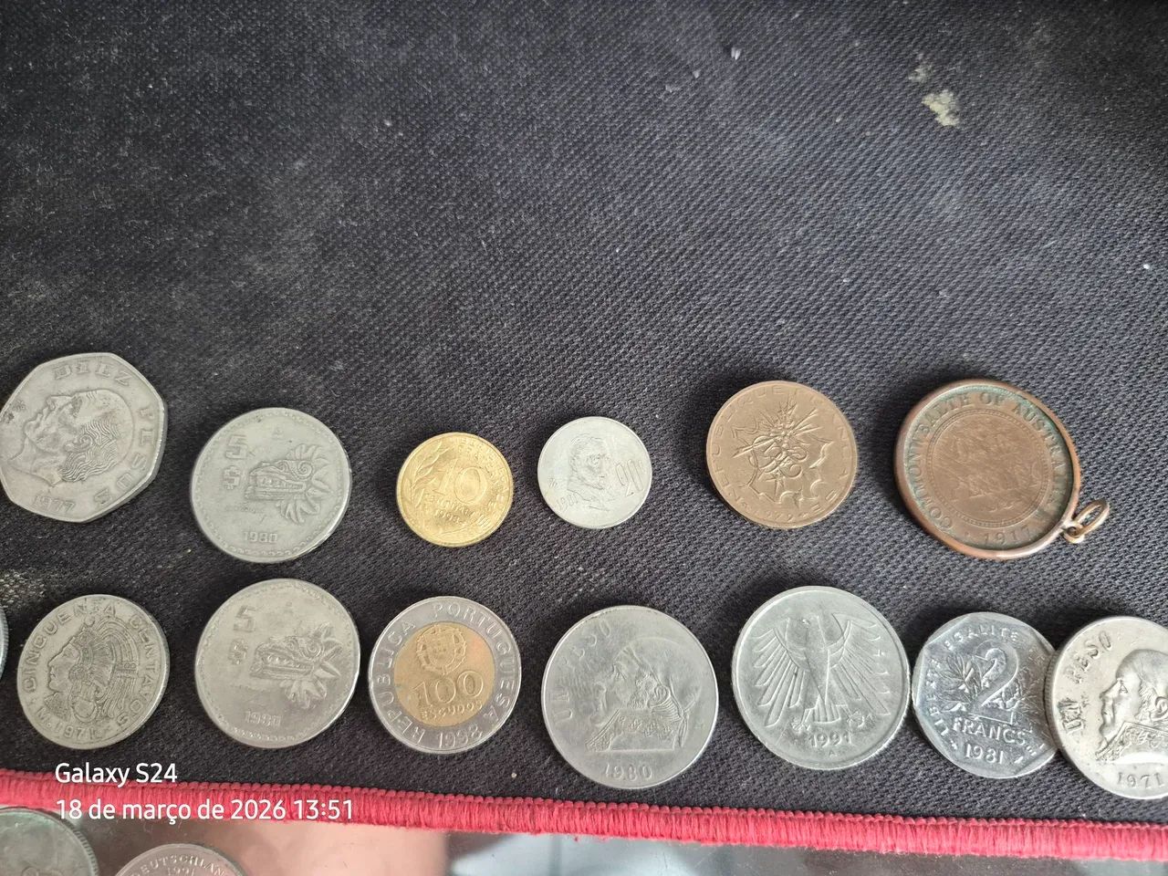 Lote de Moedas Estrangeiras Antigas (Europa e Américas) - Foto 6