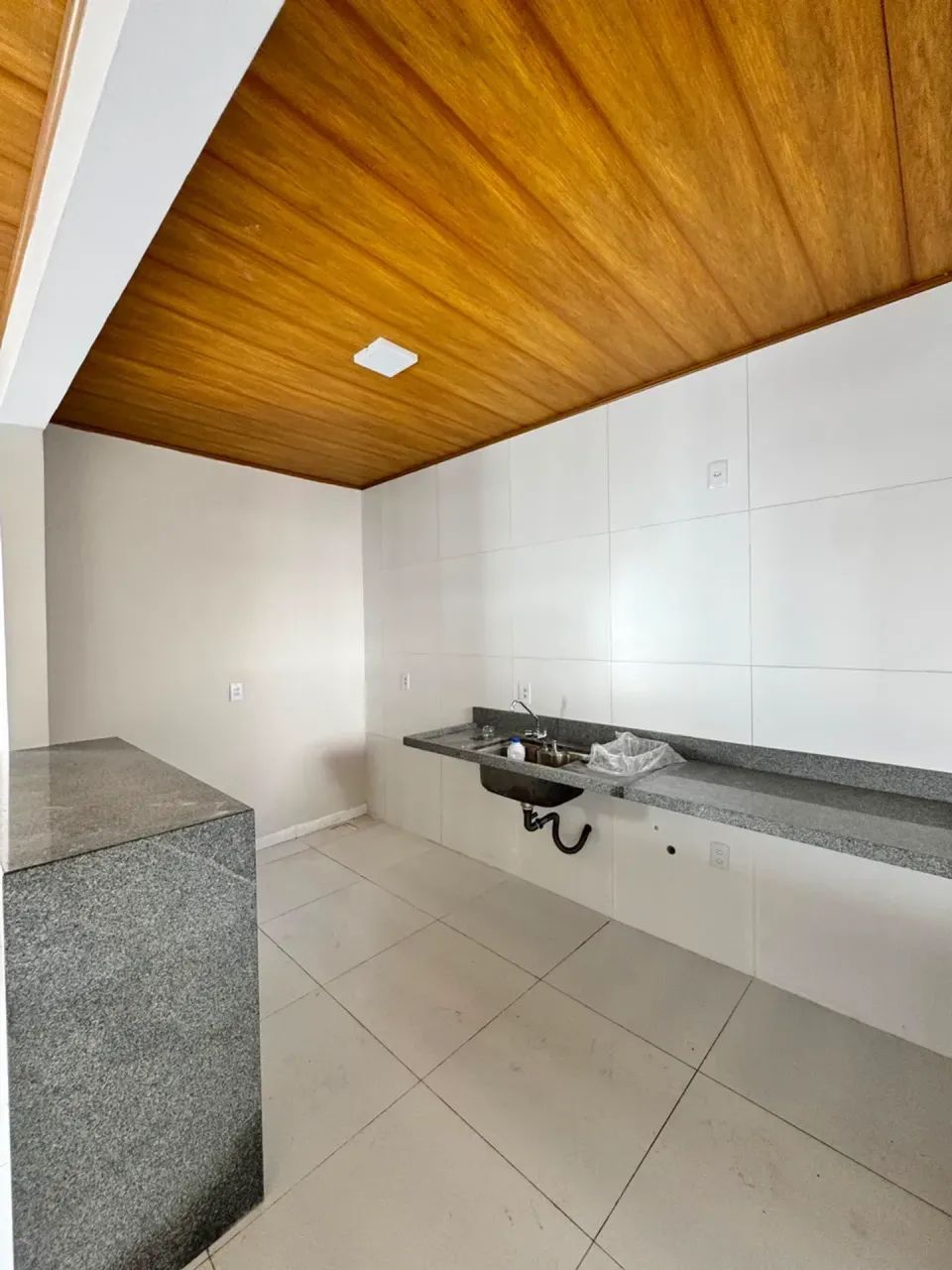 Casa Térrea reformada com 4 quartos no Parque Atenas!!! - Foto 4