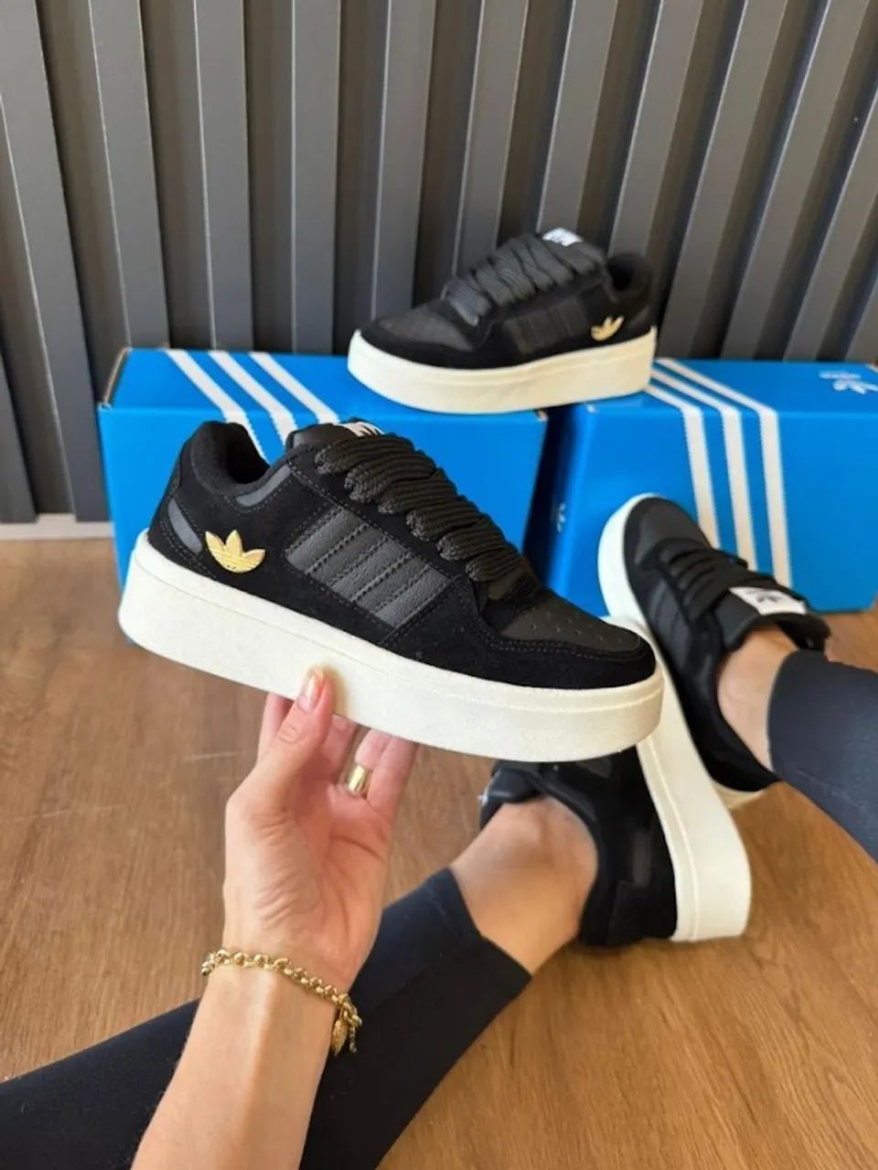 Tenis