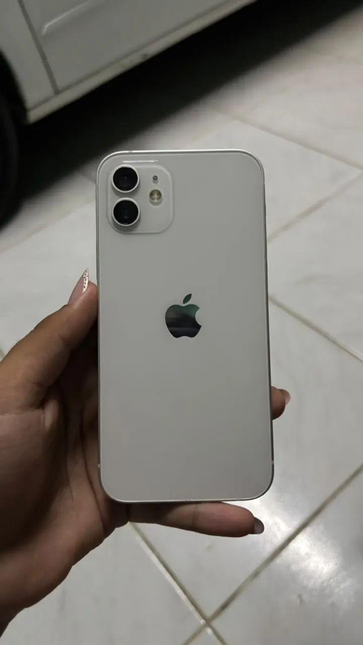 iPhone 12 