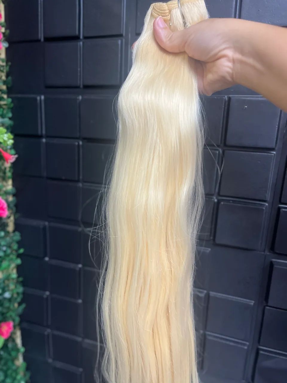 Cabelo loiro fibra importada 70cm  - Foto 4